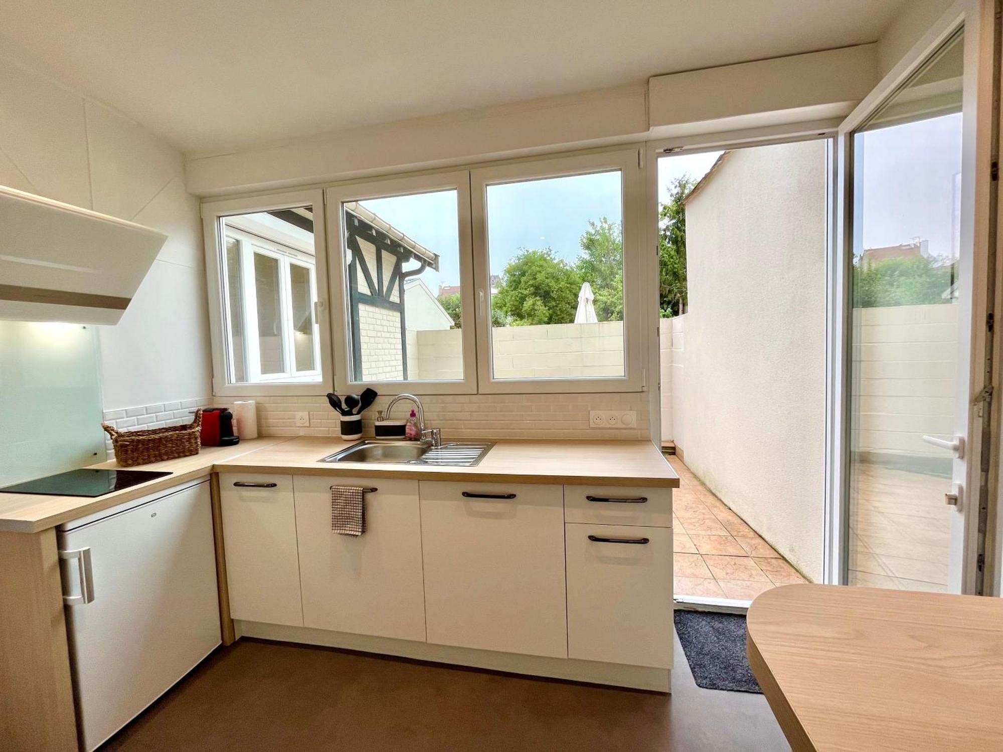 Suite Clovis 2 Reims Eksteriør bilde